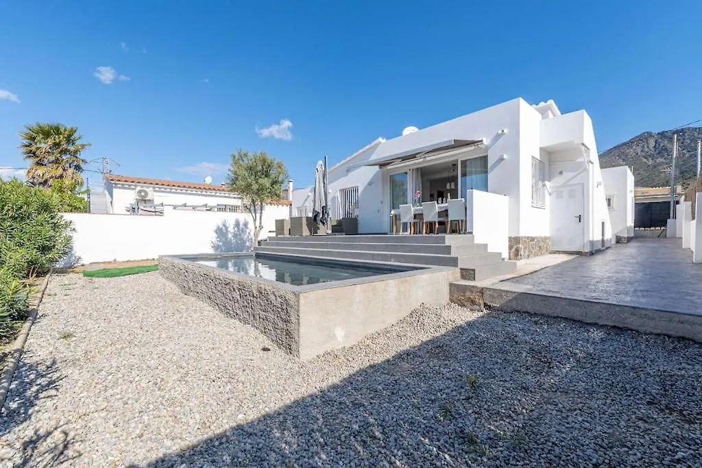 Luxury House In Roses Villa